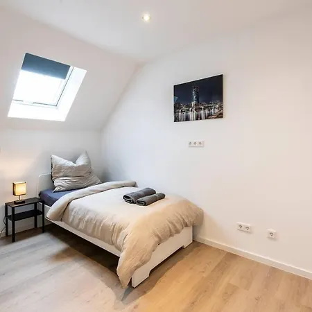 St01 Modernes Naehe Ffm Kelsterbach